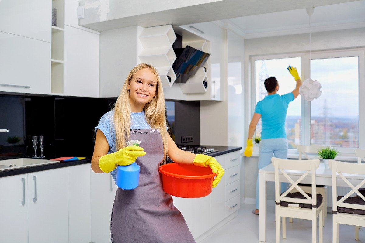 Clean an Apartment
