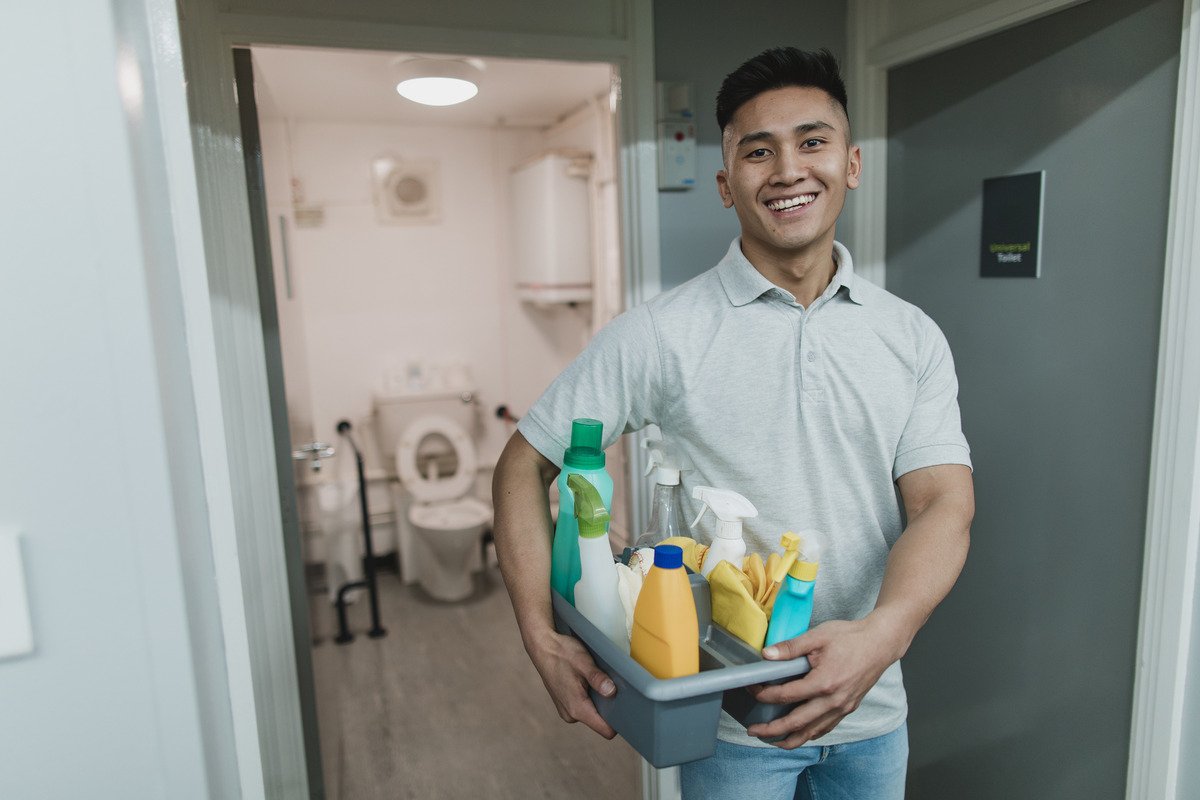 best cleaning products for bathroom