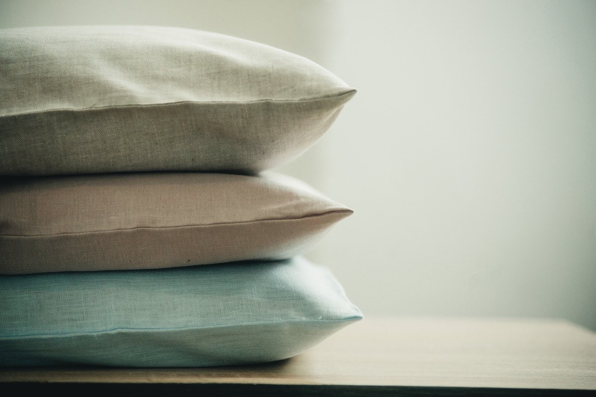 How to Wash Pillows