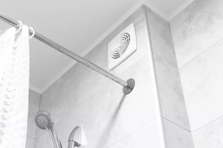 how to clean a bathroom fan