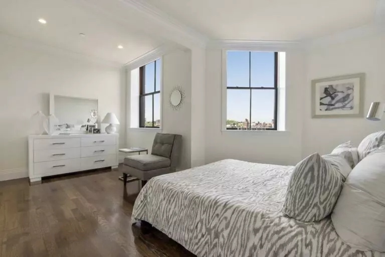 How to Clean a Bedroom